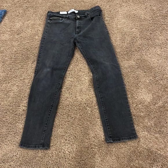 150 for all three or 50 each message to ask for a certain pair - Picture 4 of 7